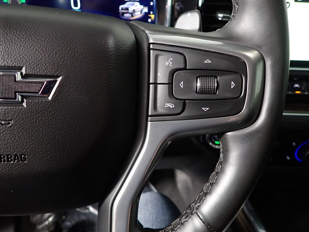 Used 2025 Chevrolet Silverado 1500 LT Trail Boss w/ Convenience Package II AWD/4WD image 28