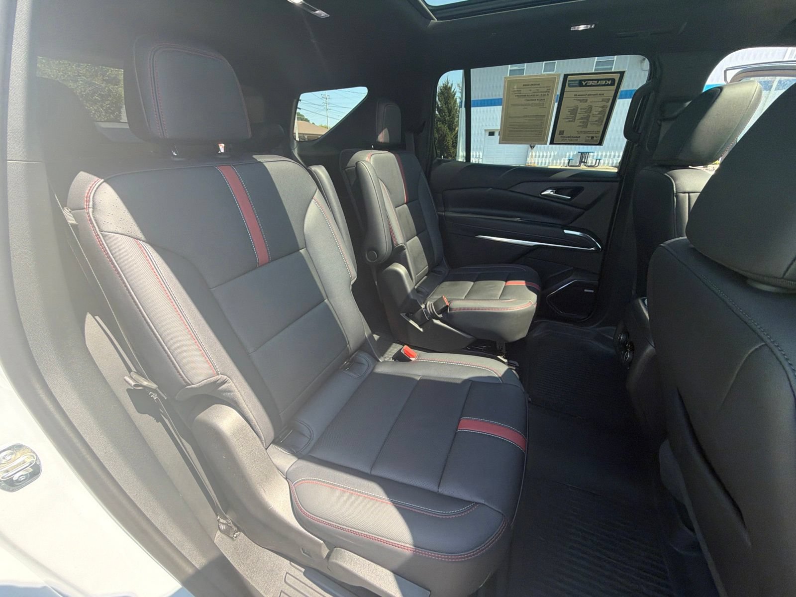 Used 2026 Chevrolet Traverse RS AWD/4WD image 31