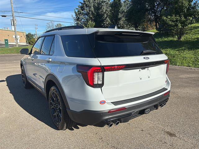 New 2027 Ford Explorer ST w/ Sun And Sound Package AWD/4WD image 2