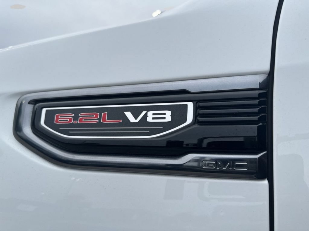 Used 2024 GMC Sierra 1500 AT4 w/ Technology Package AWD/4WD image 45