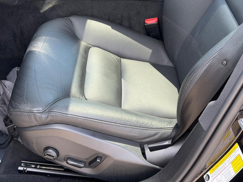 Certified 2025 Volvo S60 B5 Plus image 25