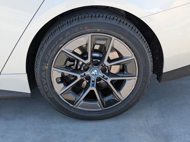 Used 2024 BMW i4 eDrive40 w/ Premium Package image 17