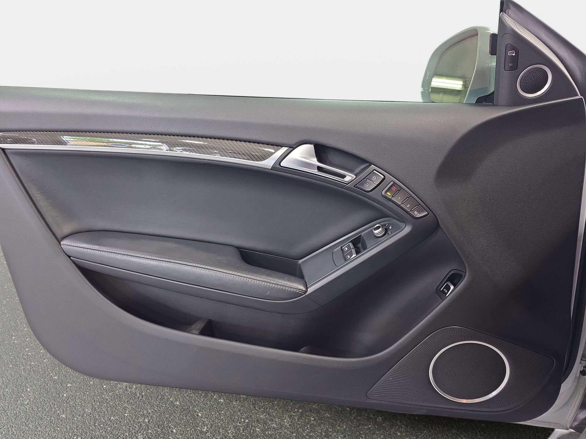 Used 2015 Audi RS 5 Coupe image 22