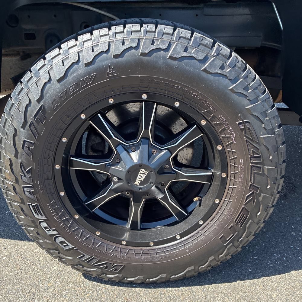 Used 2015 RAM 2500 Laramie AWD/4WD image 13
