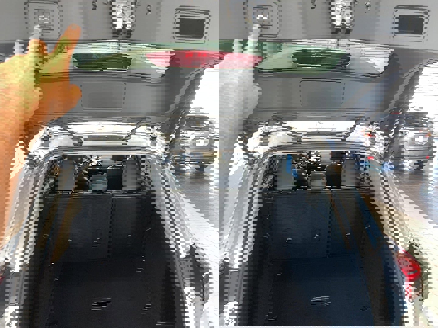 Used 2023 Nissan Rogue SL w/ SL Premium Package image 20