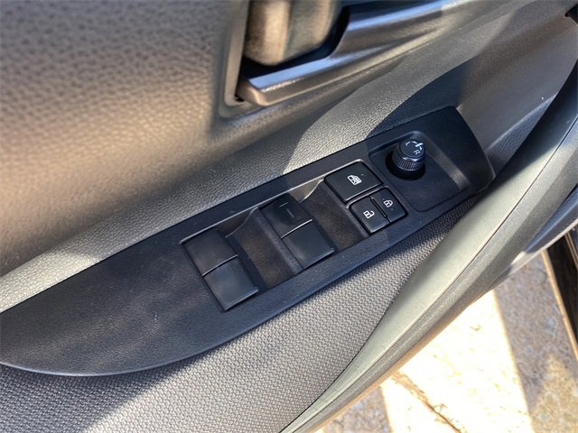 Used 2025 Toyota Corolla LE image 20