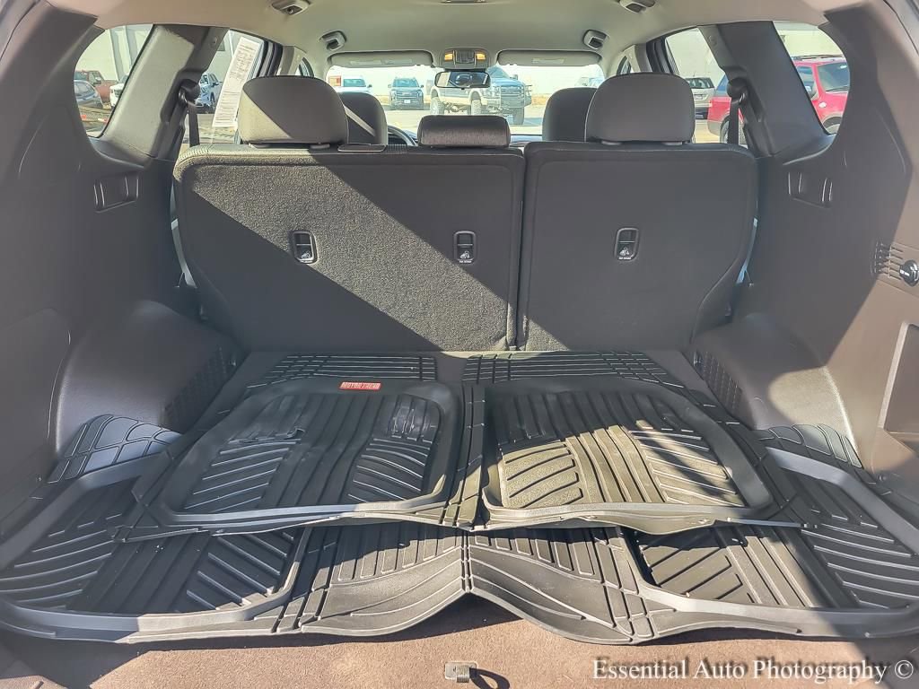 Used 2019 Hyundai Santa Fe SE image 19