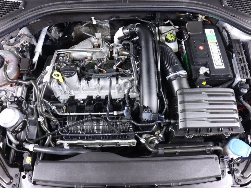 Used 2020 Volkswagen Jetta S w/ Driver Assistance Package image 37