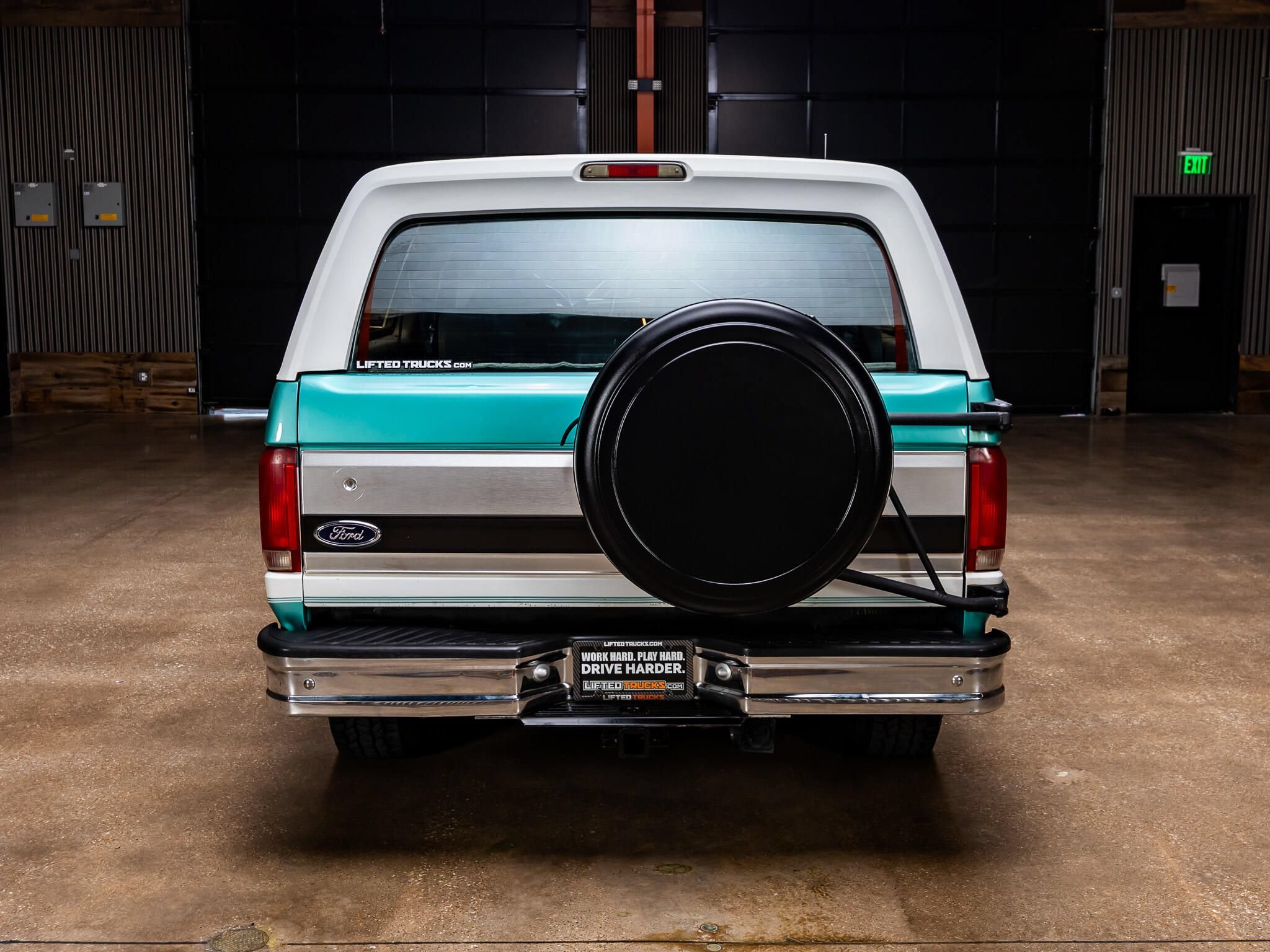 Used 1995 Ford Bronco XLT AWD/4WD image 7