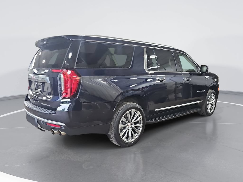 Certified 2024 GMC Yukon XL Denali w/ Advanced Technology Package AWD/4WD image 3