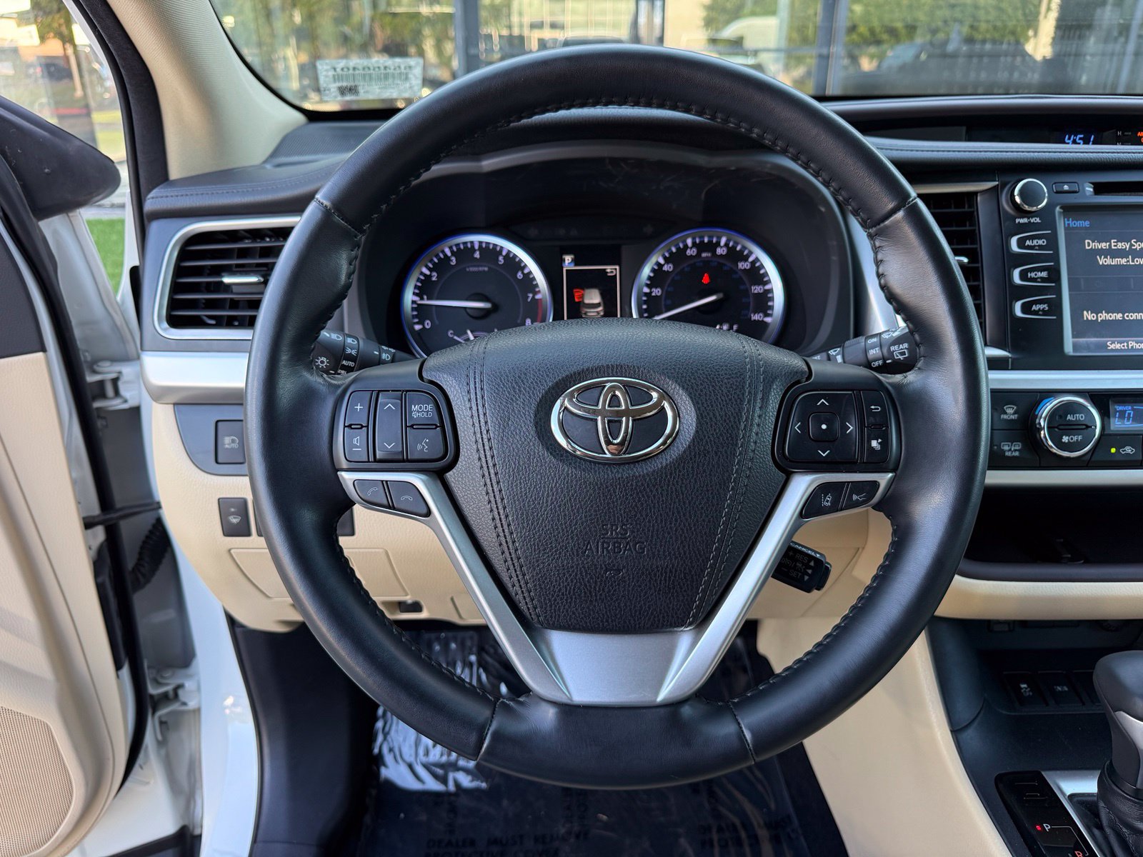 Used 2018 Toyota Highlander XLE FWD image 28
