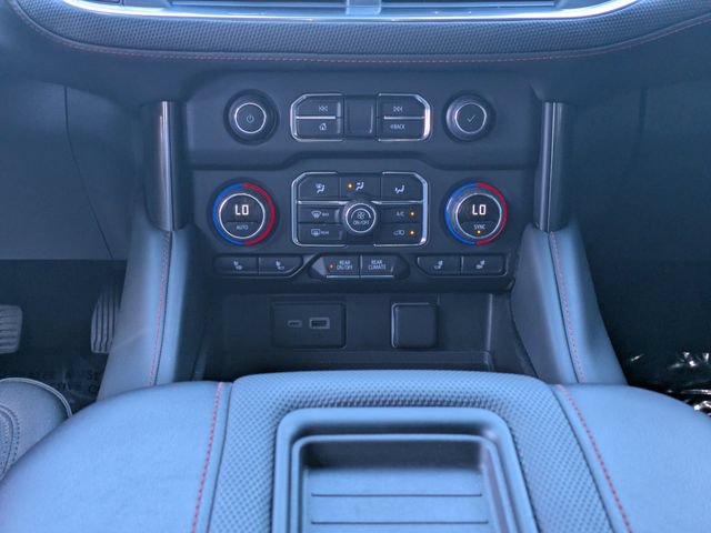 Used 2024 Chevrolet Suburban RST w/ Sport Performance Package RWD image 22