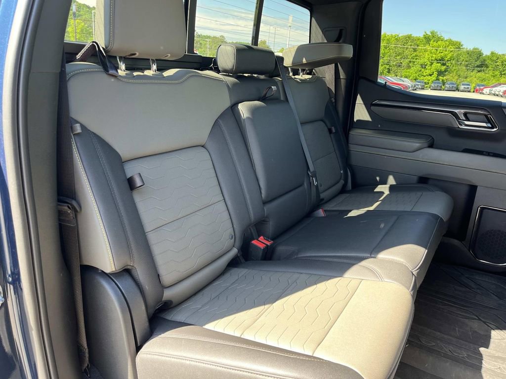 Used 2023 Chevrolet Silverado 1500 ZR2 w/ Technology Package AWD/4WD image 20