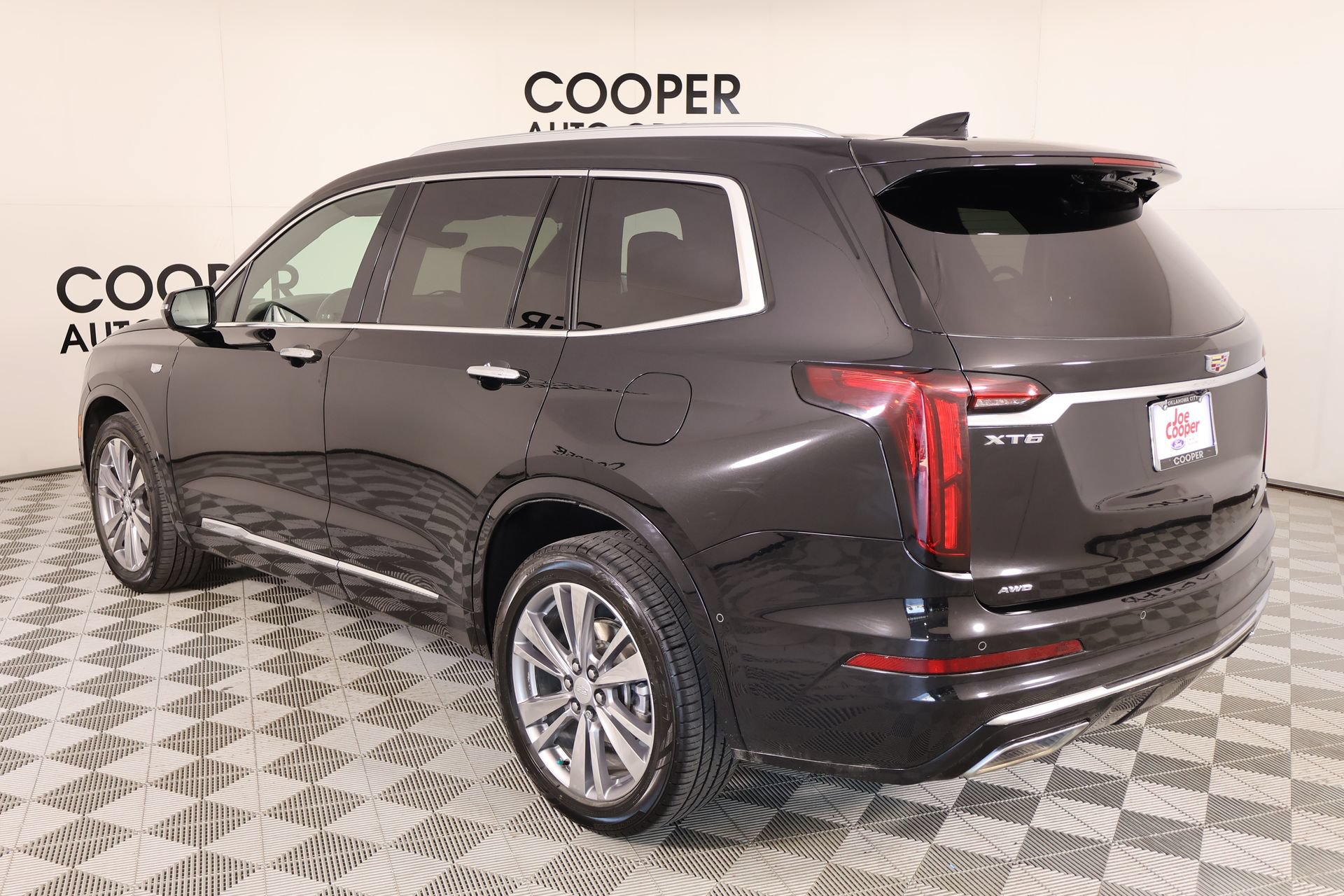 Used 2023 Cadillac XT6 Premium Luxury w/ Technology Package AWD/4WD image 24