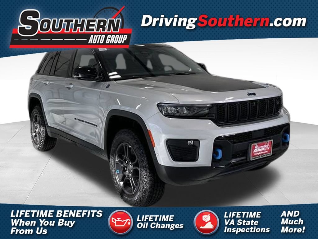 New 2024 Jeep Grand Cherokee Trailhawk w/ Advanced Protech Group II