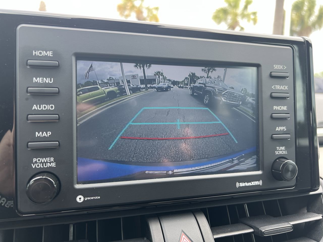 Used 2021 Toyota RAV4 XLE w/ Convenience Package FWD image 25