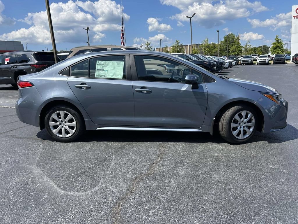 New 2026 Toyota Corolla LE FWD image 2