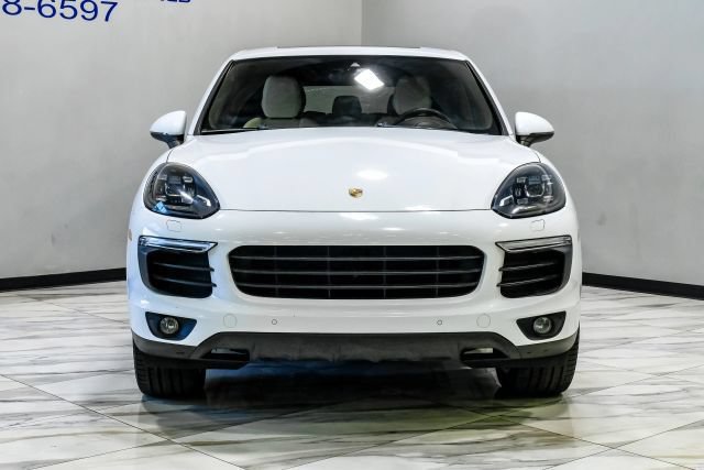 Used 2017 Porsche Cayenne AWD/4WD image 9