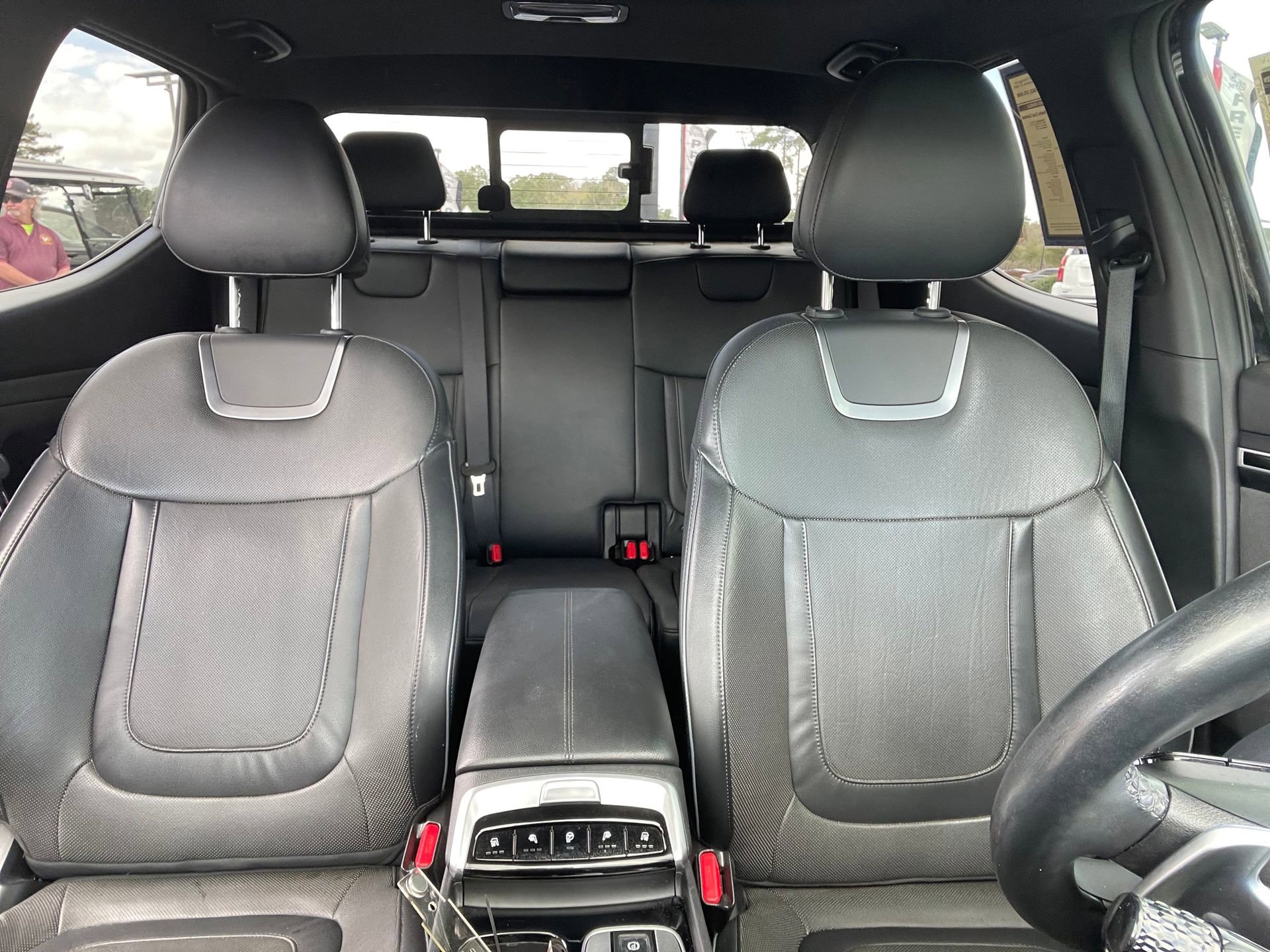 Used 2023 Hyundai Santa Cruz Limited w/ Tow & Go Package image 32