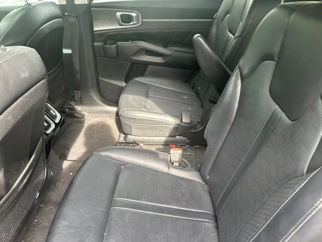 Used 2025 Kia Sorento SX FWD image 10