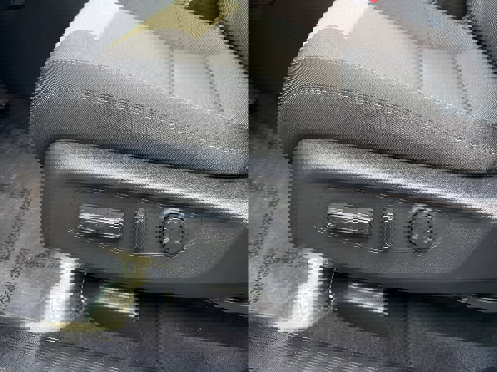 Used 2025 Honda CR-V EX image 27