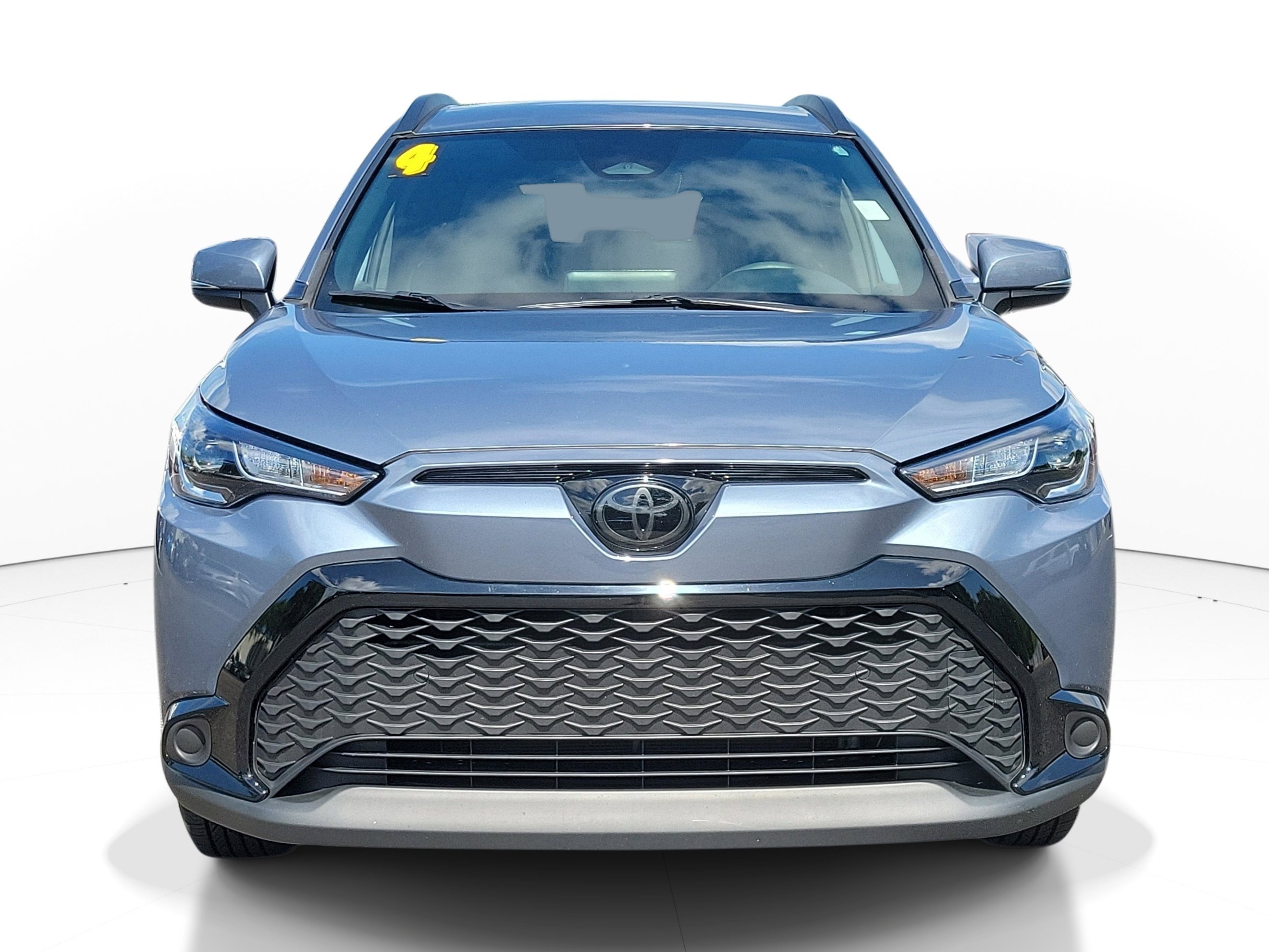 Used 2024 Toyota Corolla Cross SE AWD/4WD image 2