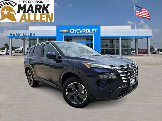 Used 2025 Nissan Rogue SV FWD image 1