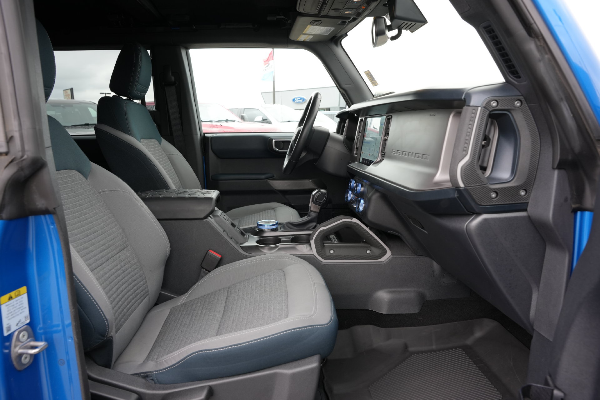Certified 2023 Ford Bronco Outer Banks w/ Sasquatch Package AWD/4WD image 22