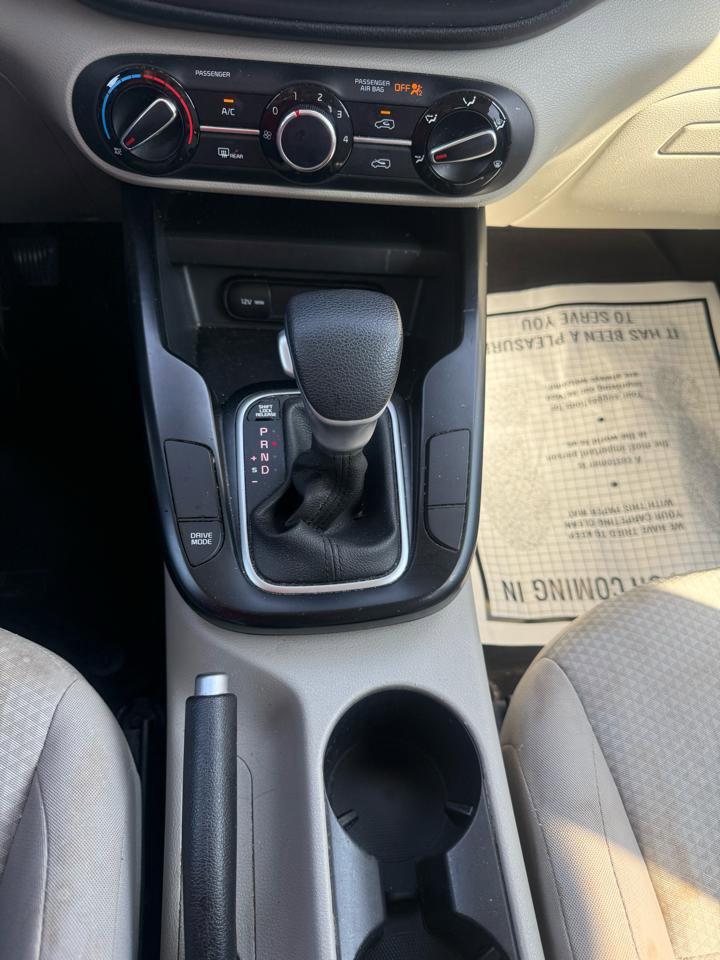 Used 2020 Kia Soul LX FWD image 15