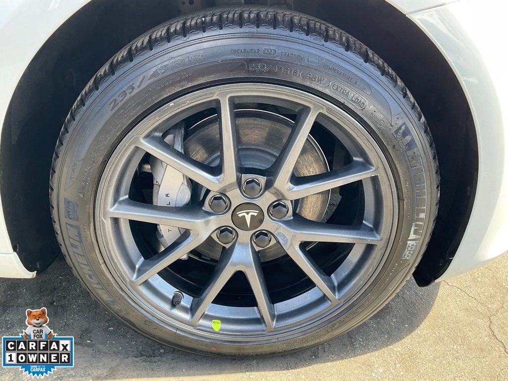 Used 2023 Tesla Model 3 Standard Range image 78