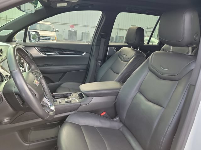 Certified 2023 Cadillac XT6 Premium Luxury FWD image 23