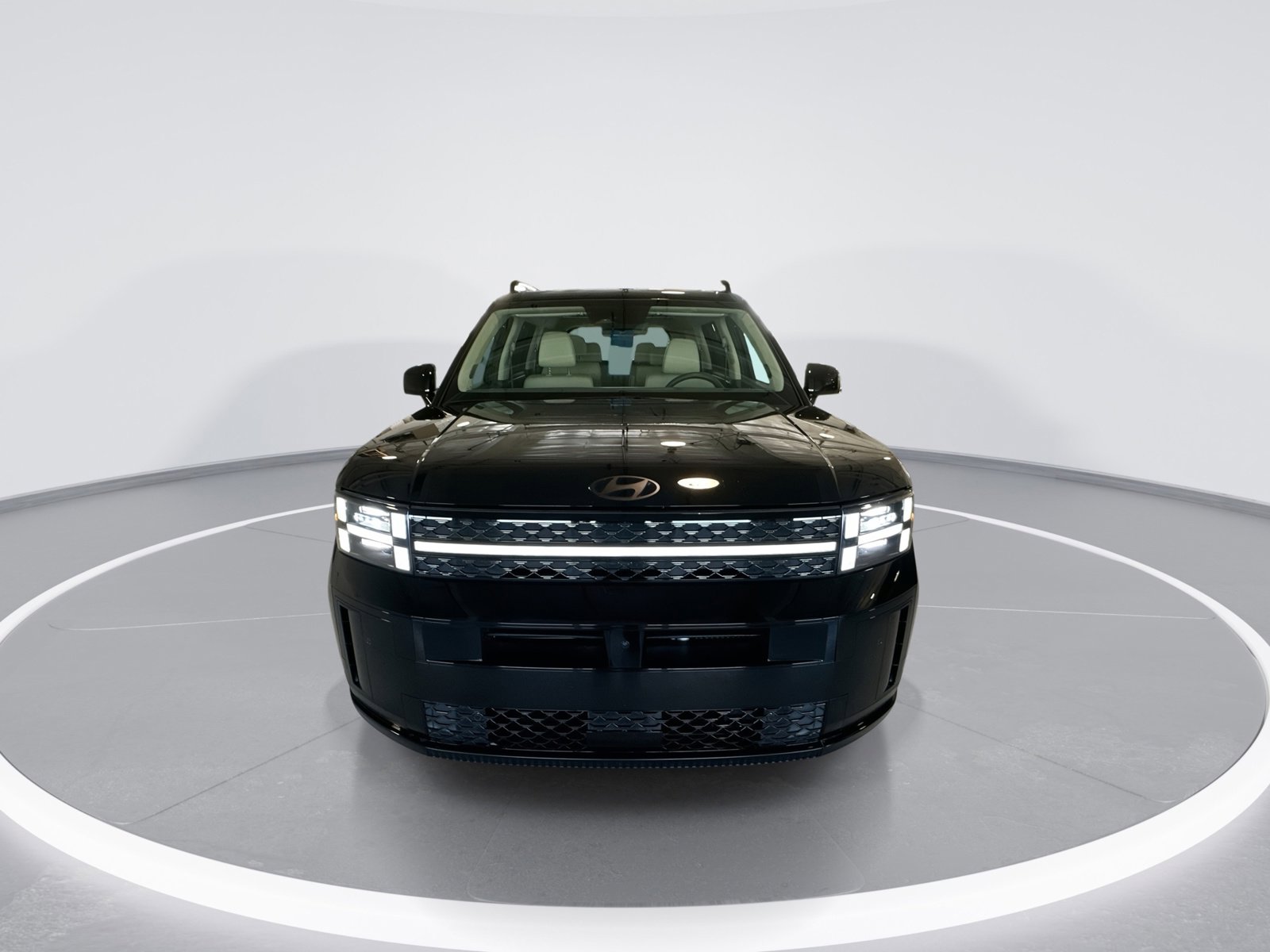 Used 2025 Hyundai Santa Fe Calligraphy image 3