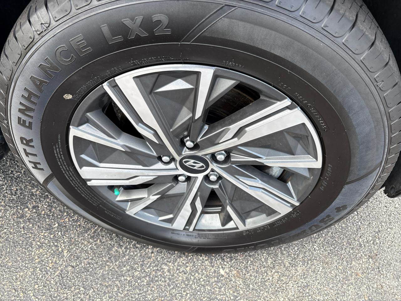 Used 2022 Hyundai Tucson Blue AWD/4WD image 12