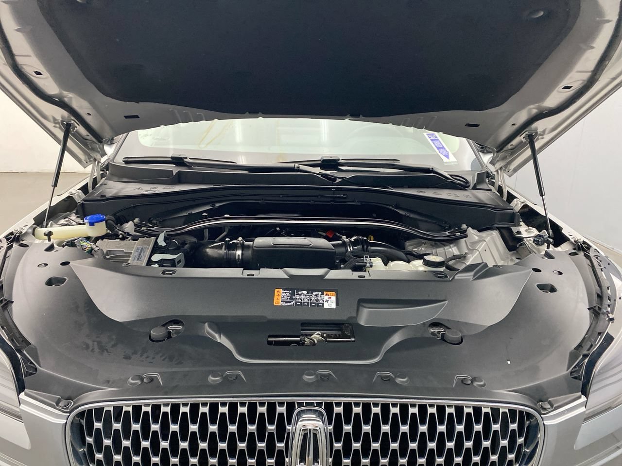 Used 2022 Lincoln Aviator AWD w/ Premium Package image 11