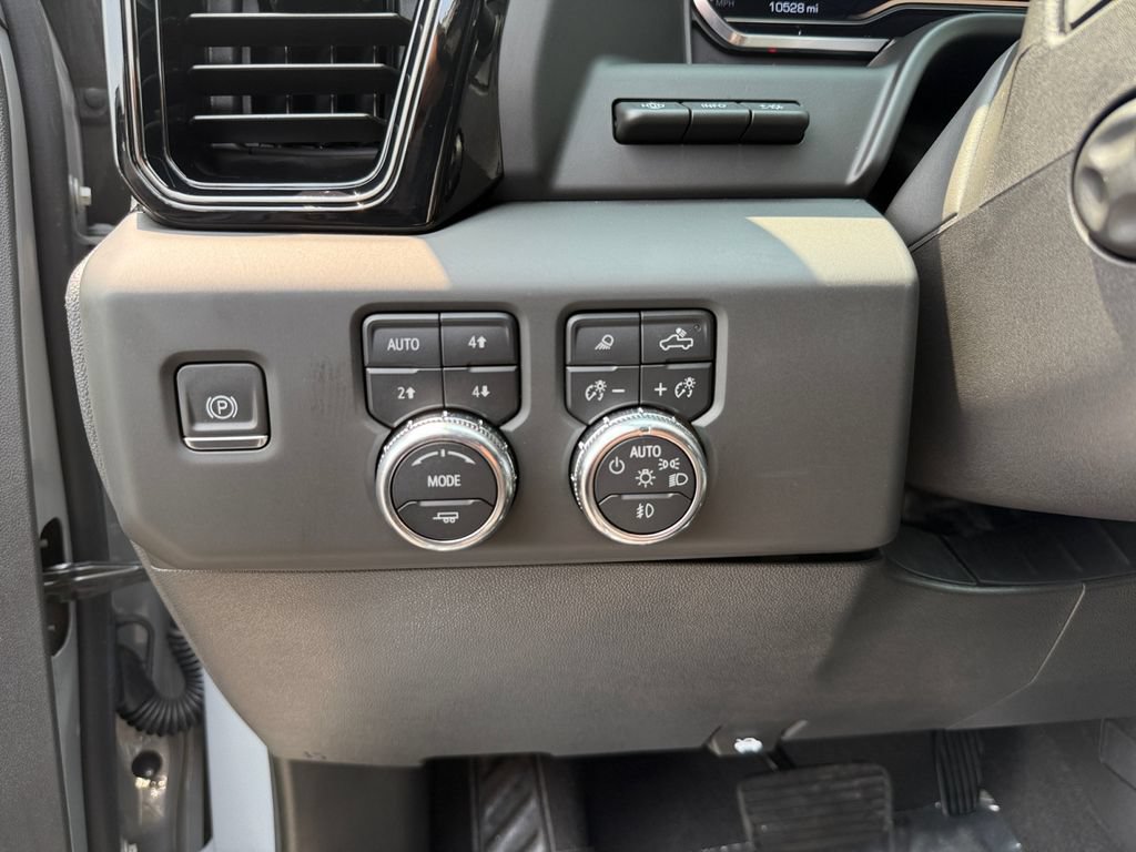 Used 2024 GMC Sierra 1500 AT4X w/ AT4X AEV Edition AWD/4WD image 13