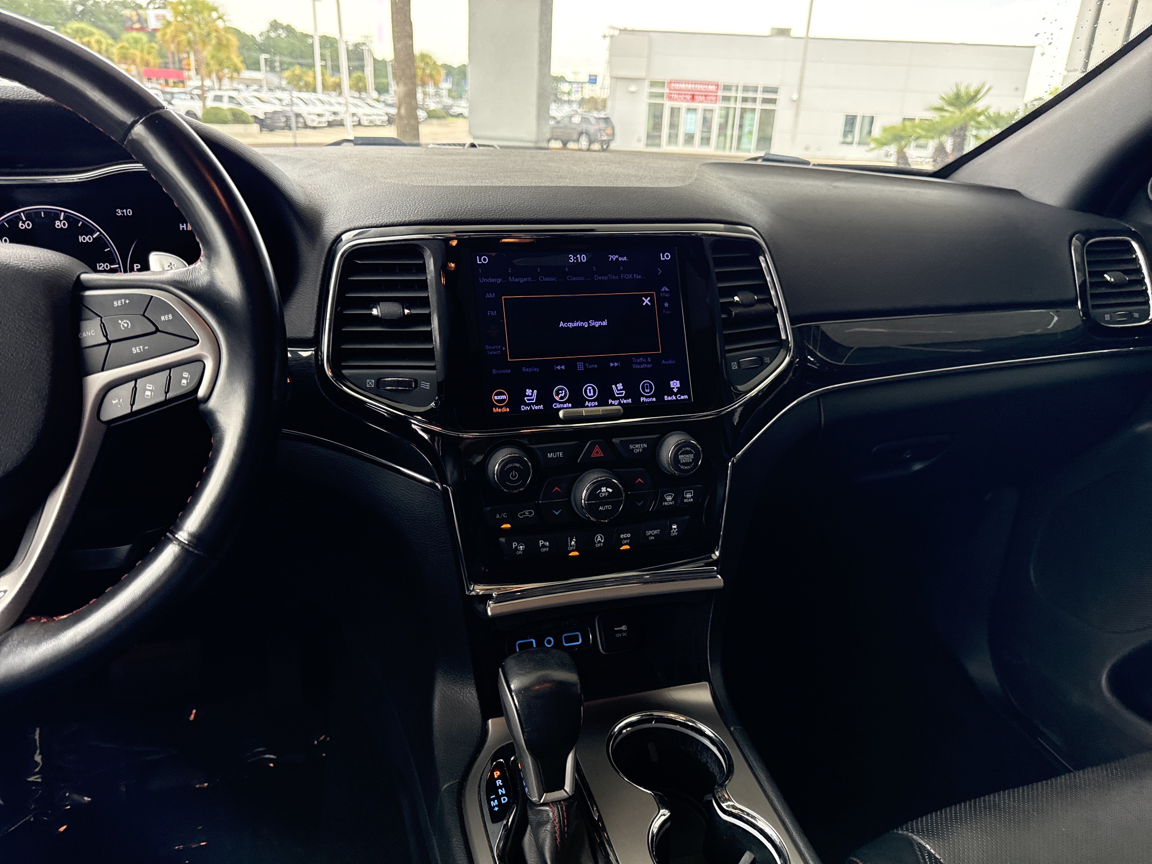 Used 2020 Jeep Grand Cherokee Trailhawk w/ Trailhawk Luxury Group AWD/4WD image 29