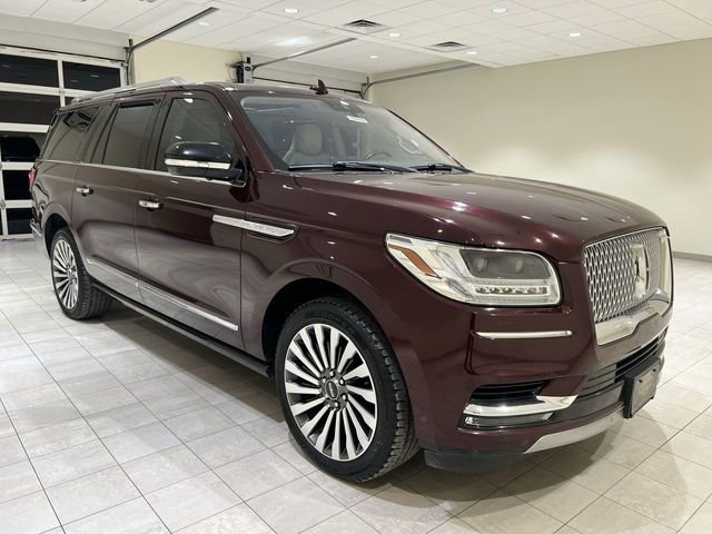 Used 2019 Lincoln Navigator L Reserve AWD/4WD image 7