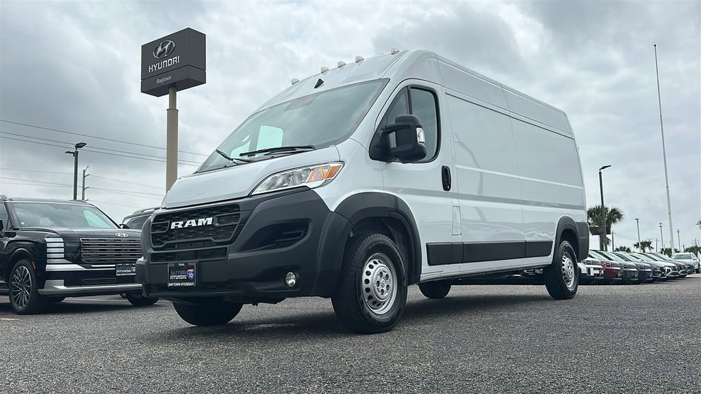 Used 2026 RAM ProMaster 2500 w/ Convenience Group FWD image 8