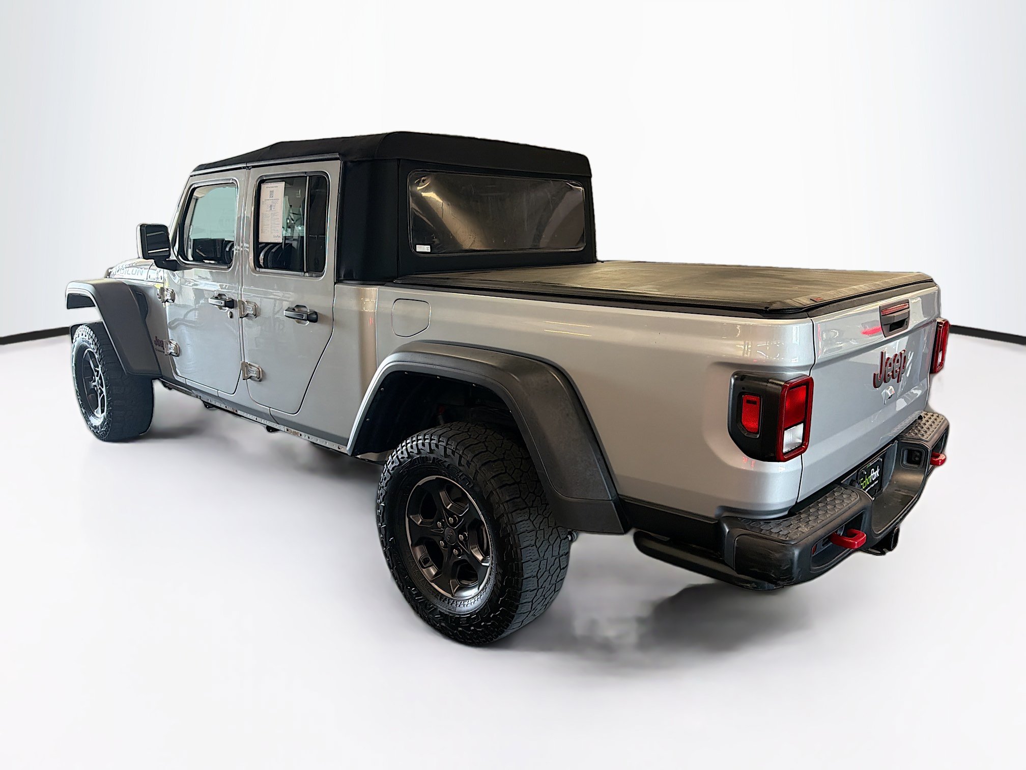 Used 2023 Jeep Gladiator Rubicon w/ Cold Weather Group AWD/4WD image 5