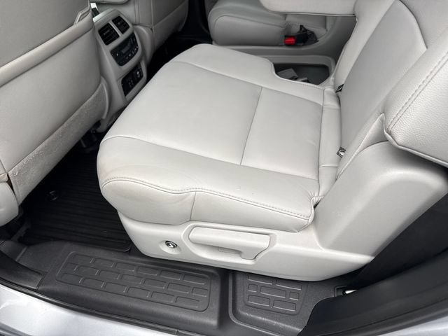 Used 2019 Honda Pilot Touring image 19