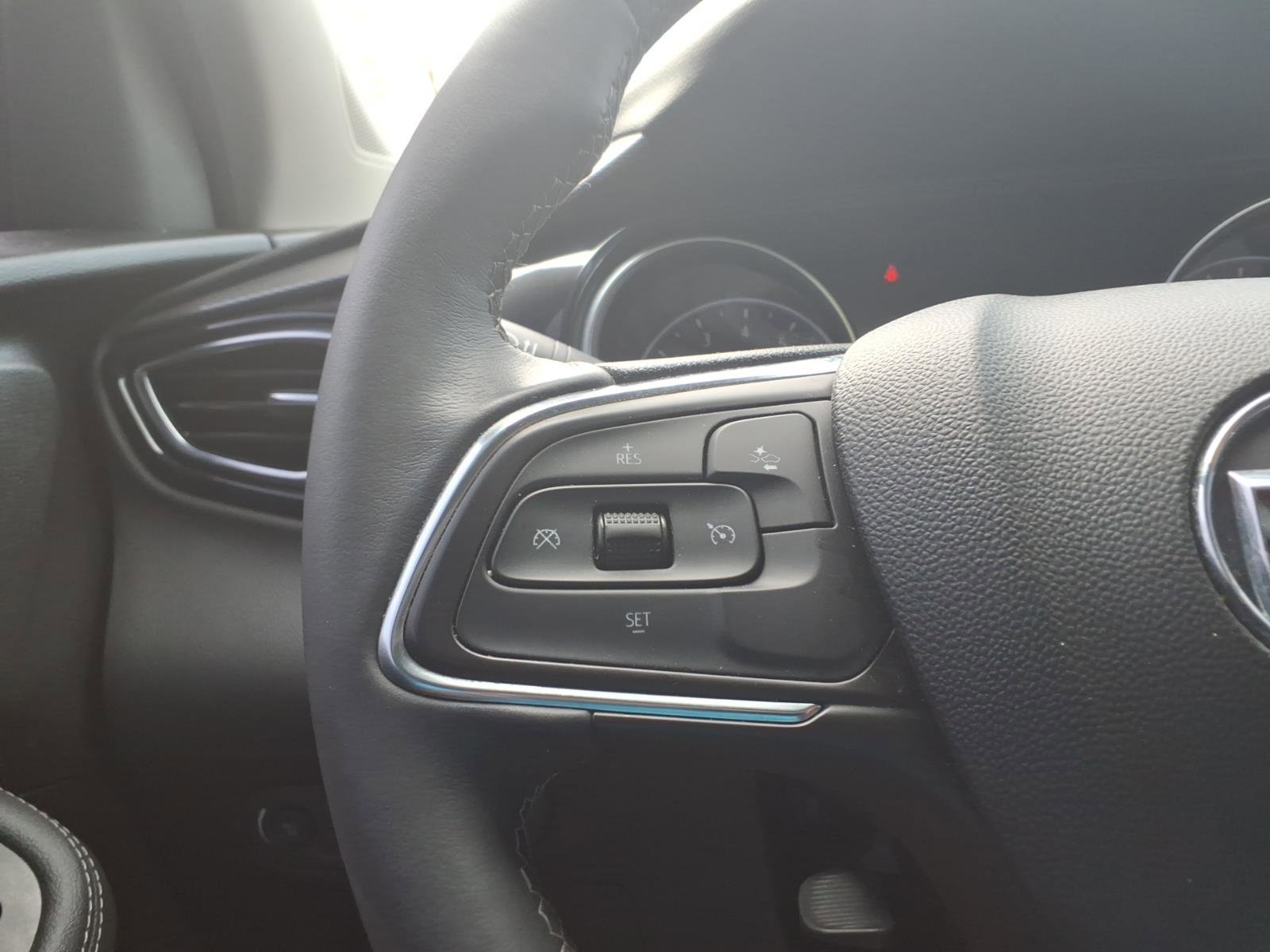 Certified 2022 Buick Encore GX Preferred w/ Sport Touring Package FWD image 25