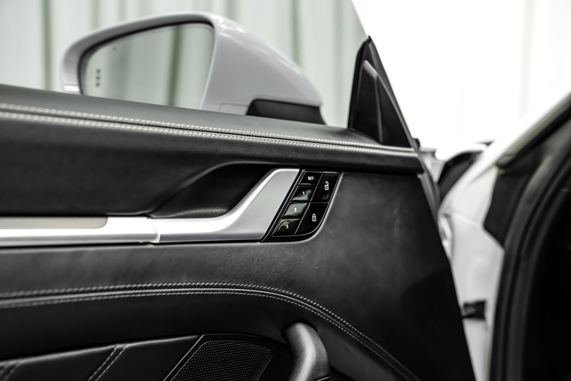 Used 2021 Porsche 911 Turbo S image 27