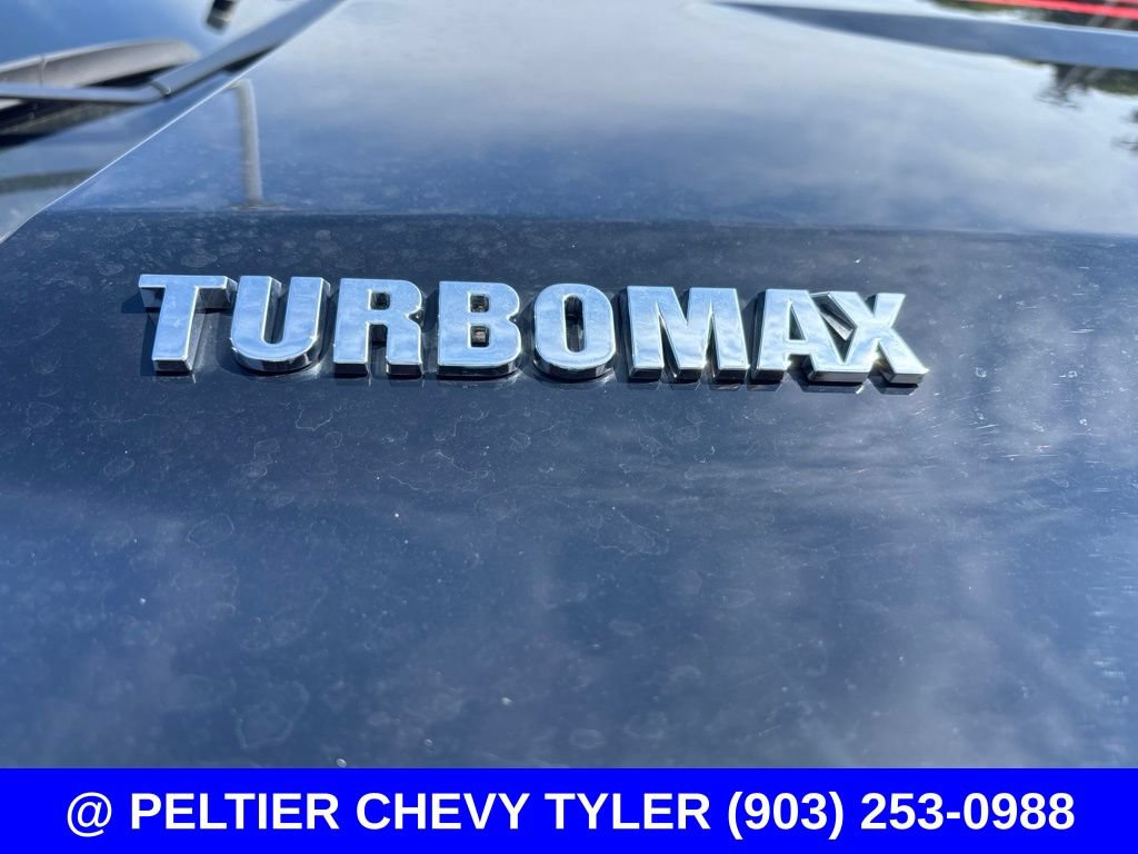 Used 2025 Chevrolet Silverado 1500 Custom w/ Turbomax Blackout Package AWD/4WD image 10