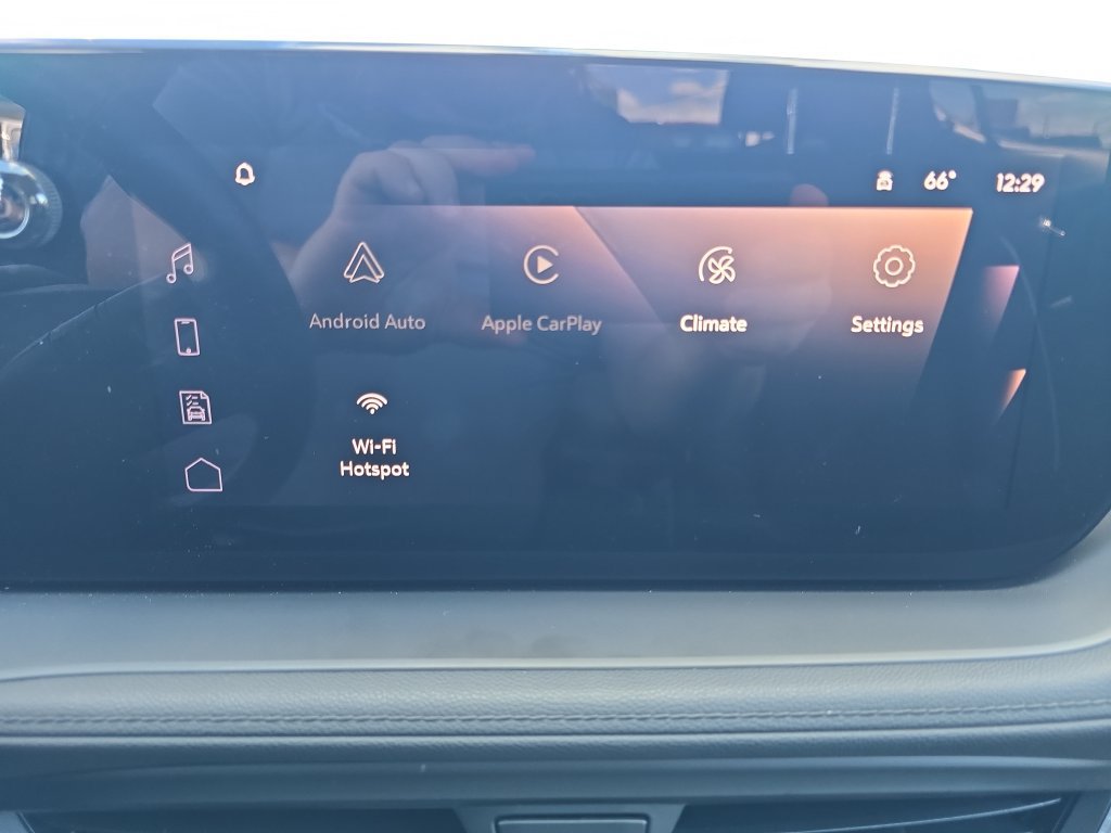 Used 2024 Buick Encore GX Avenir w/ Avenir Convenience Package FWD image 24