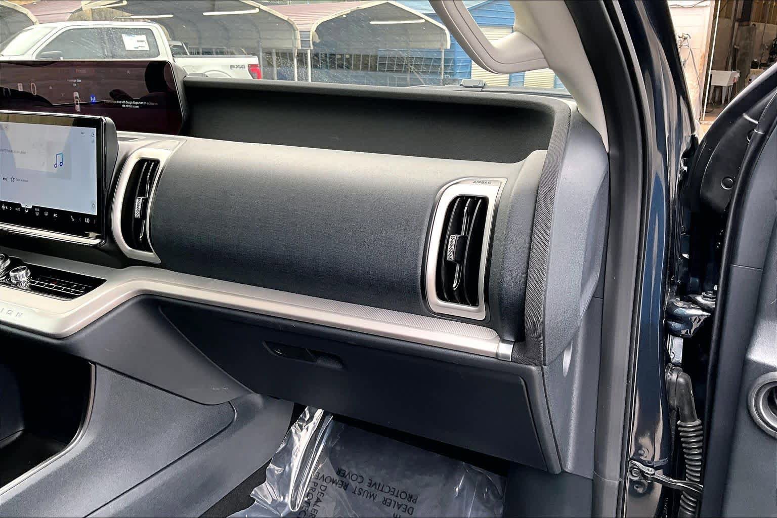 Certified 2025 Ford Expedition Max Active AWD/4WD image 19