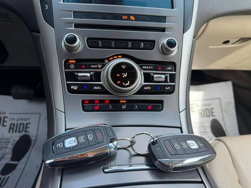 Used 2017 Lincoln MKZ Select w/ Select Plus Package image 11