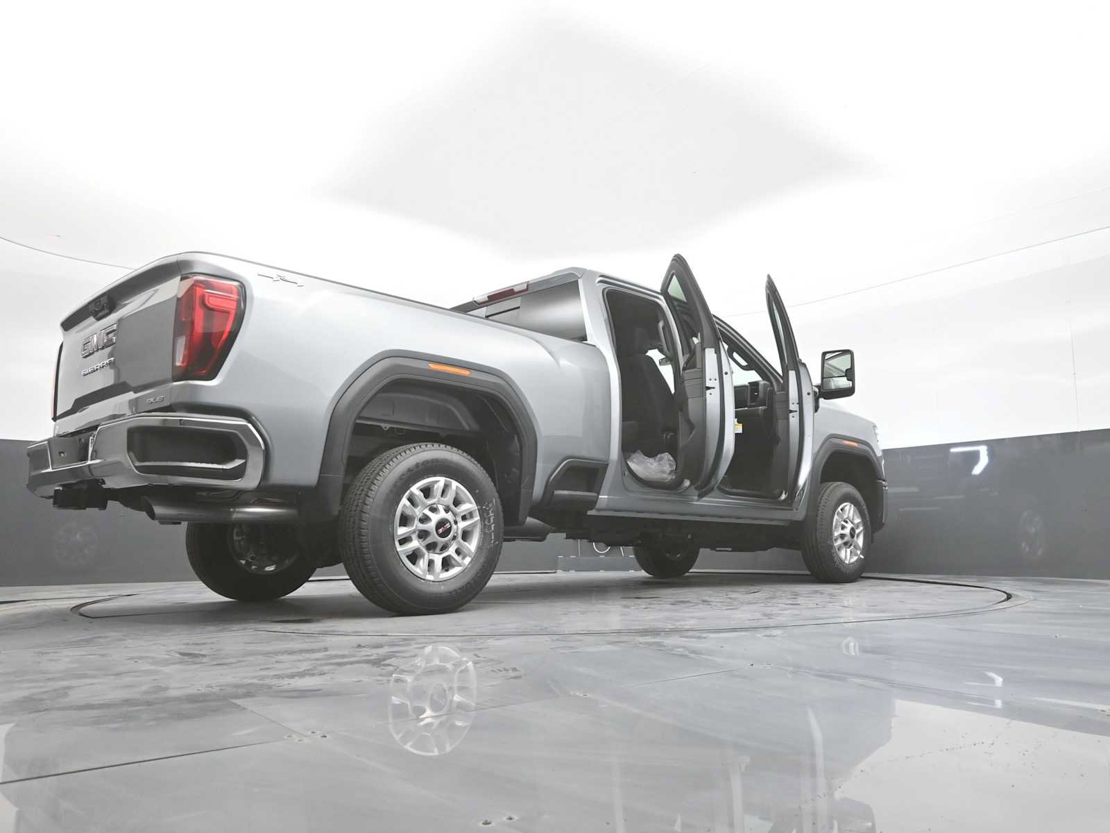 New 2026 GMC Sierra 2500 SLE w/ Preferred Package AWD/4WD image 48