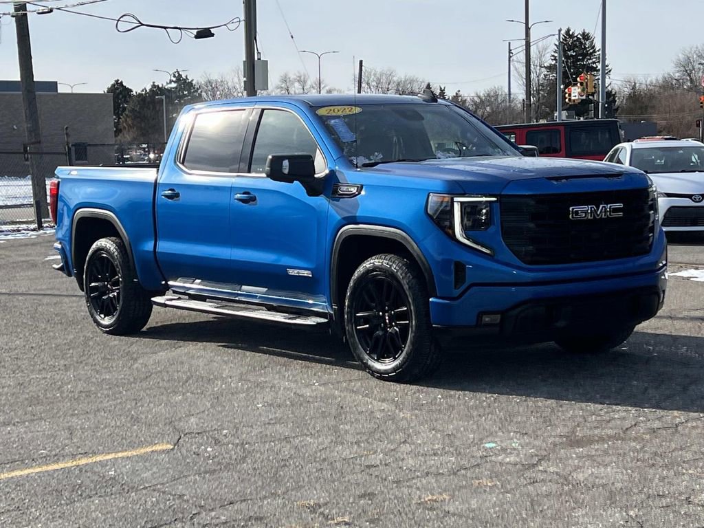 Used 2022 GMC Sierra 1500 Elevation w/ Elevation Premium Package image 7