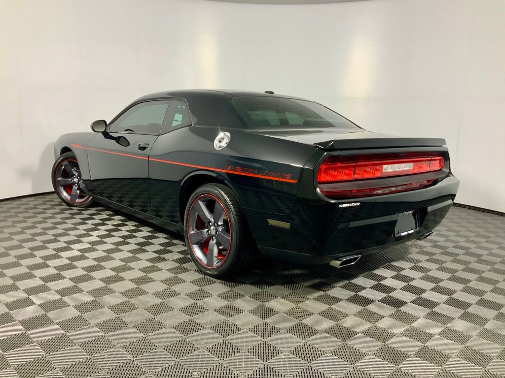 Used 2014 Dodge Challenger R/T w/ R/T Redline Group RWD image 9