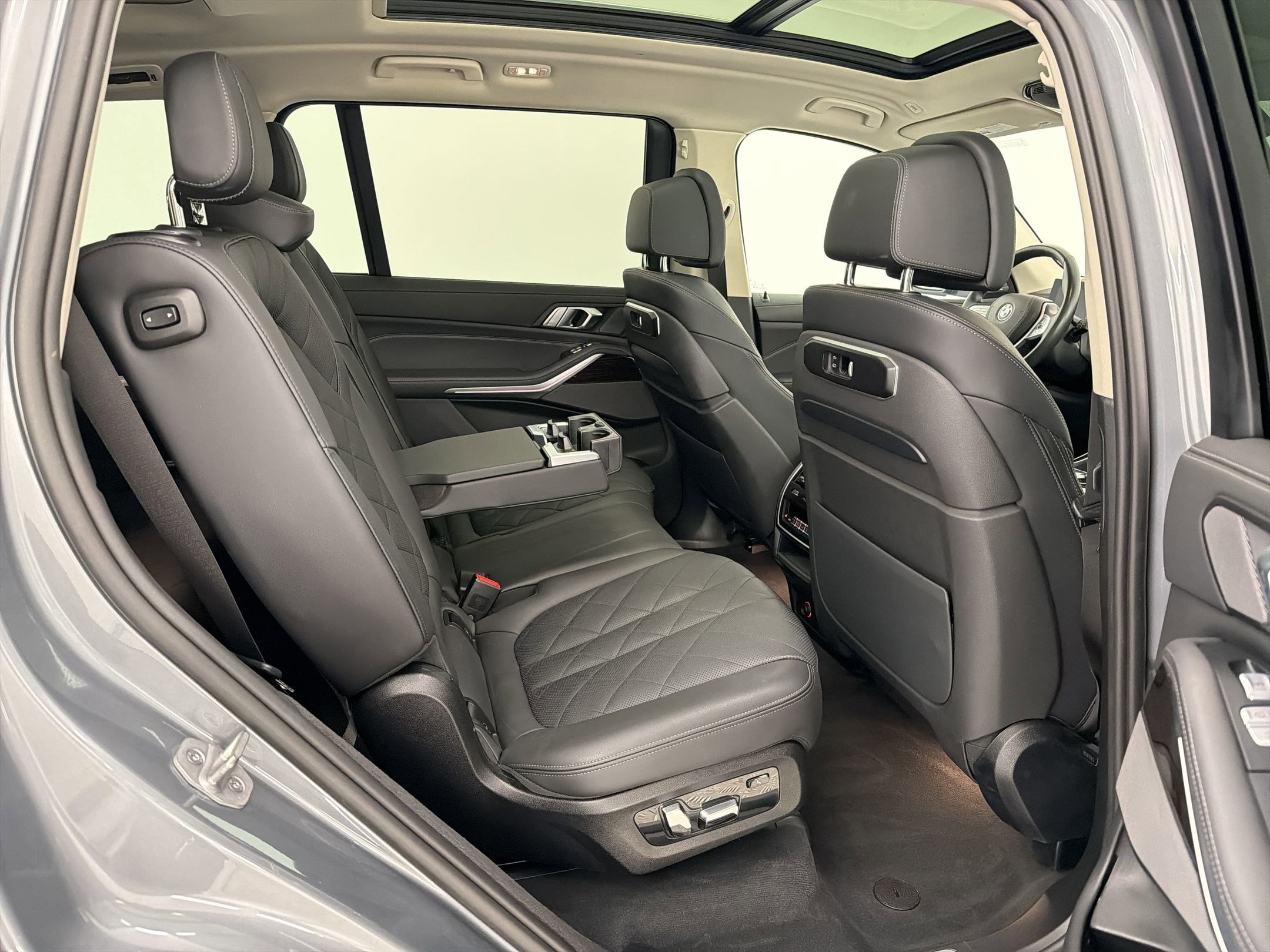 Used 2025 BMW X7 xDrive40i image 20